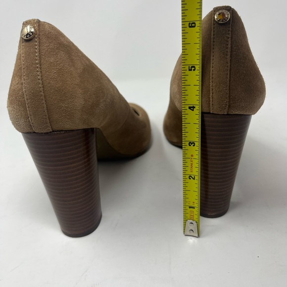Michael Kors Suede Heels Size 8.5 M - Picture 4 of 8